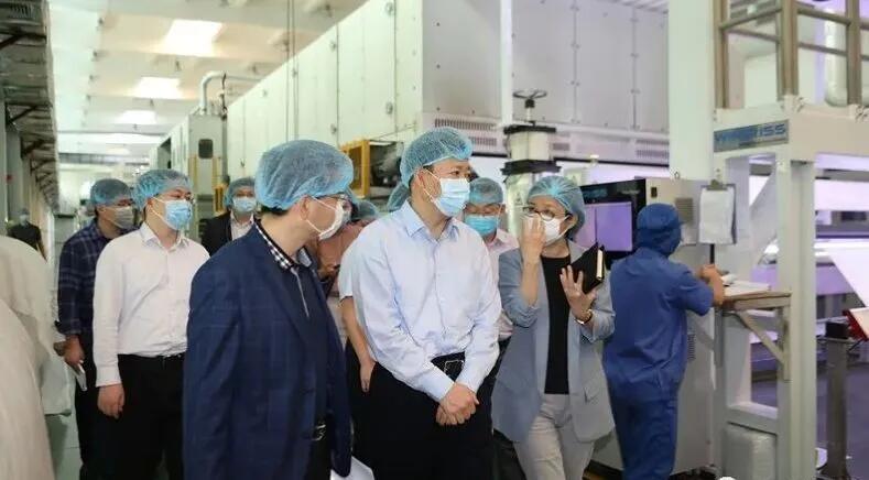 【動(dòng)態(tài)新聞】中央復(fù)工復(fù)產(chǎn)調(diào)研組蒞臨天堂硅谷旗下欣龍控股調(diào)研