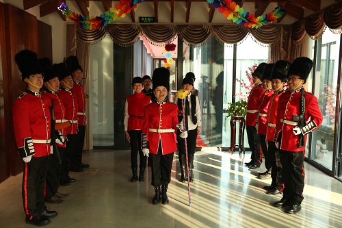 蝶變創(chuàng)新 快樂飛揚 蝶變創(chuàng)新 快樂飛揚